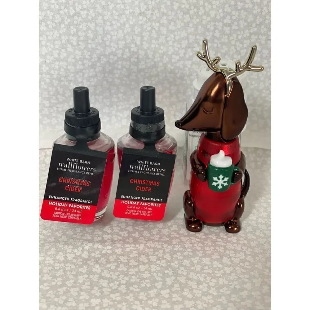 Bath and Body Works Dog with Antlers Wallflower & 2 CHRISTMAS CIDER Refills